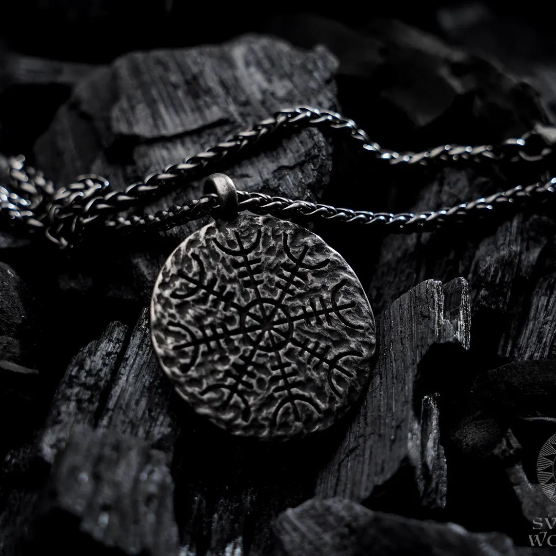 Helm of Awe necklace