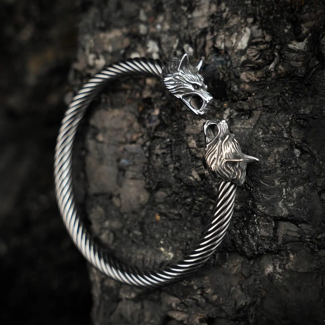 Wolf head bracelet