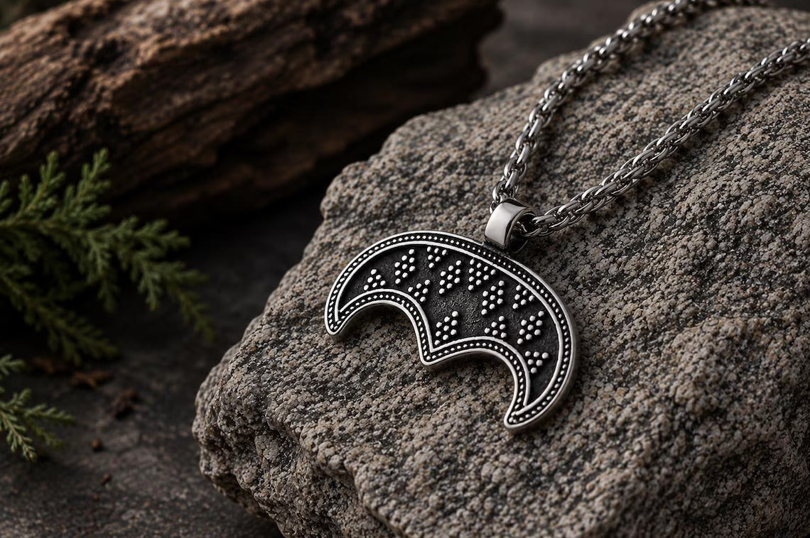Moon pendant