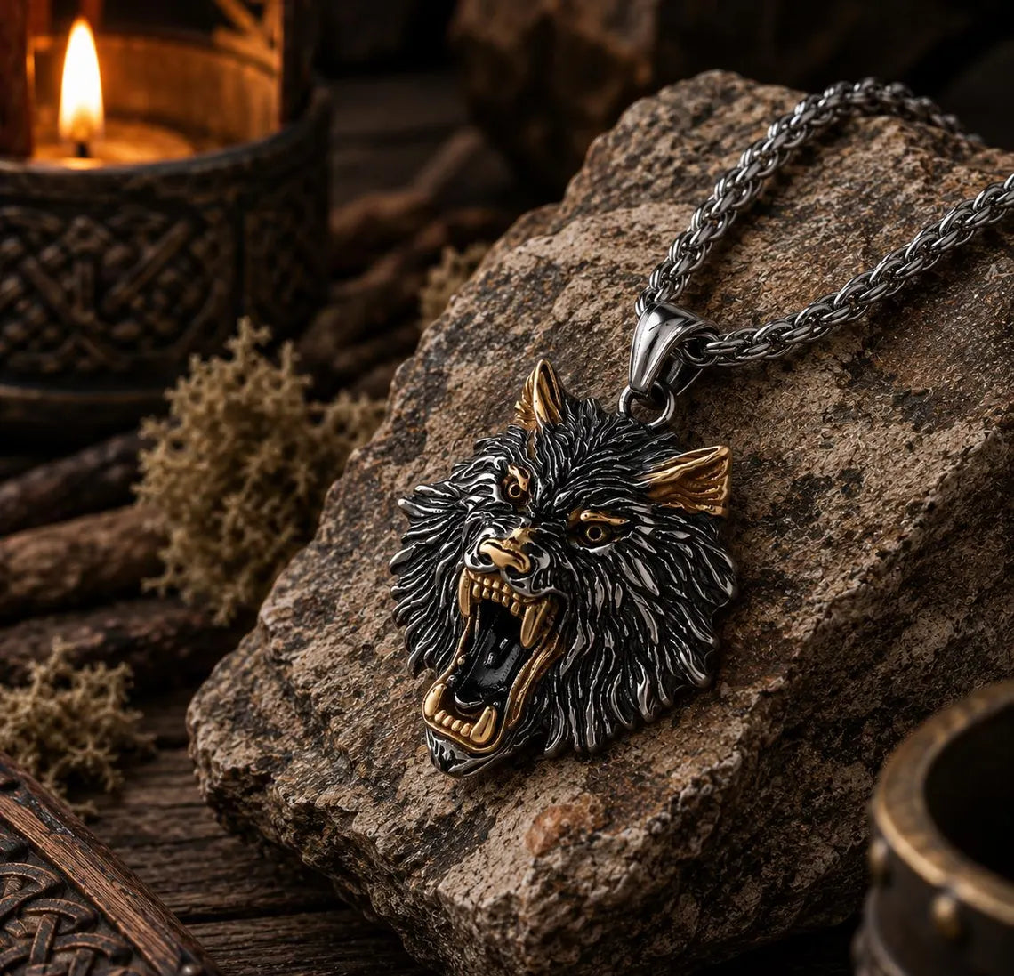 Wolf head pendant