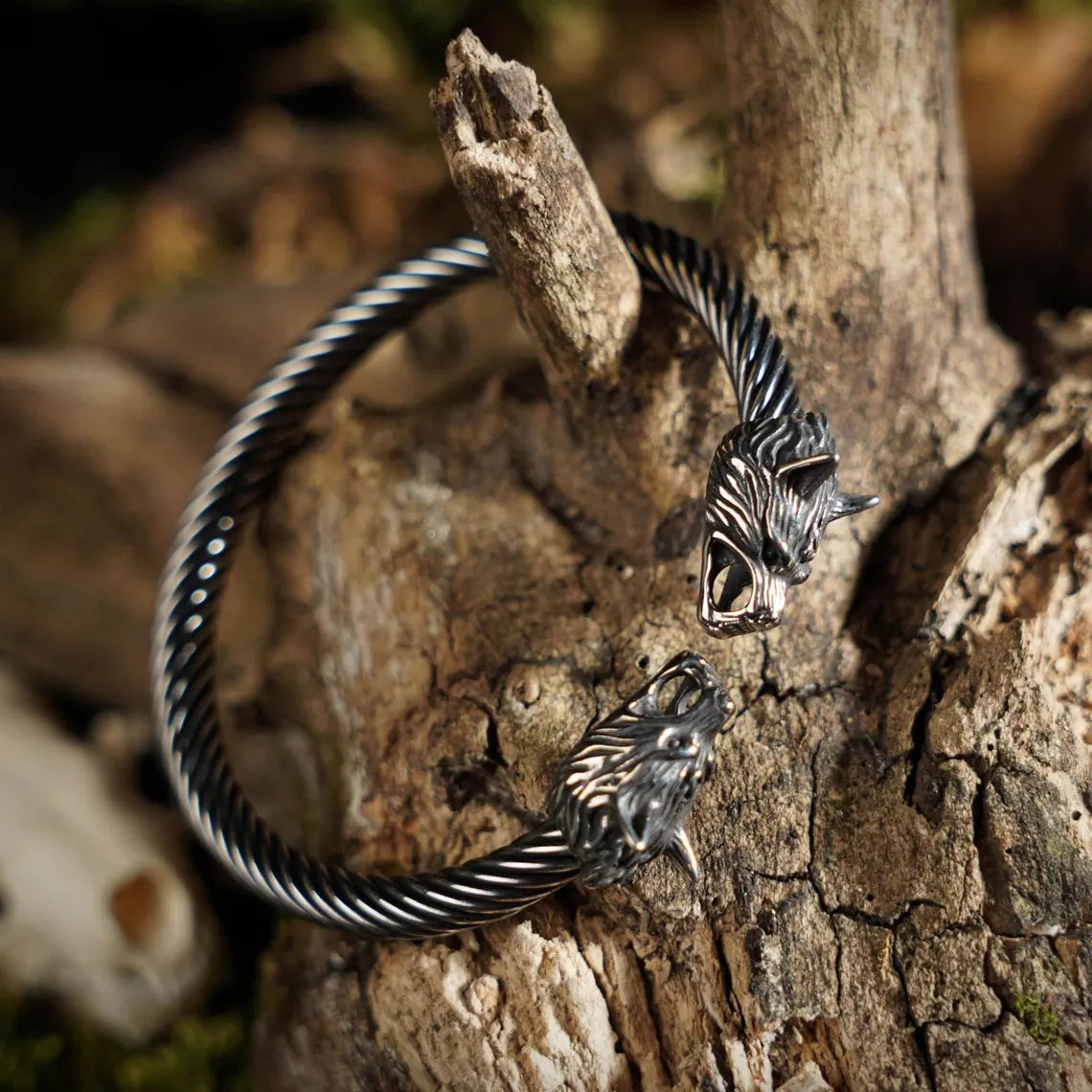 Wolf head bracelet