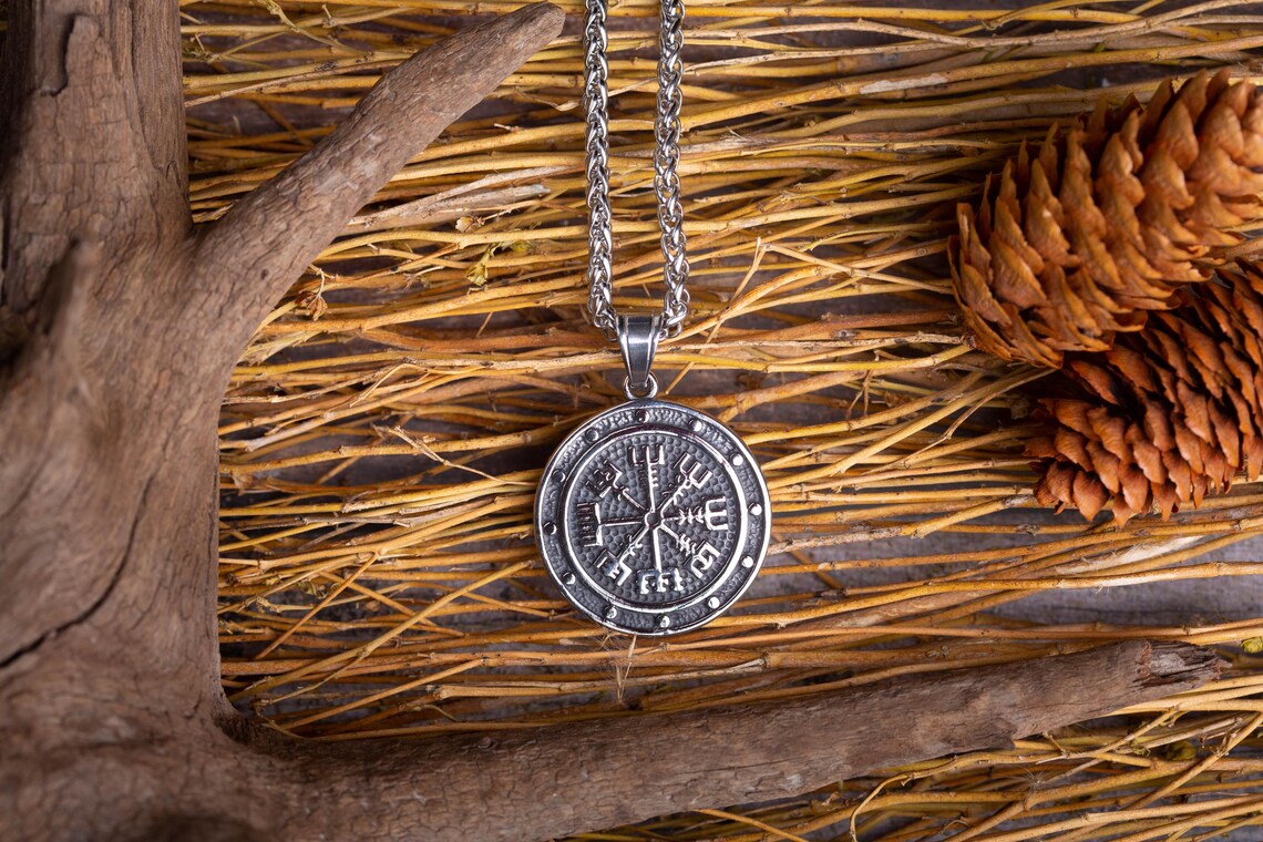 Viking Vegvisir necklace