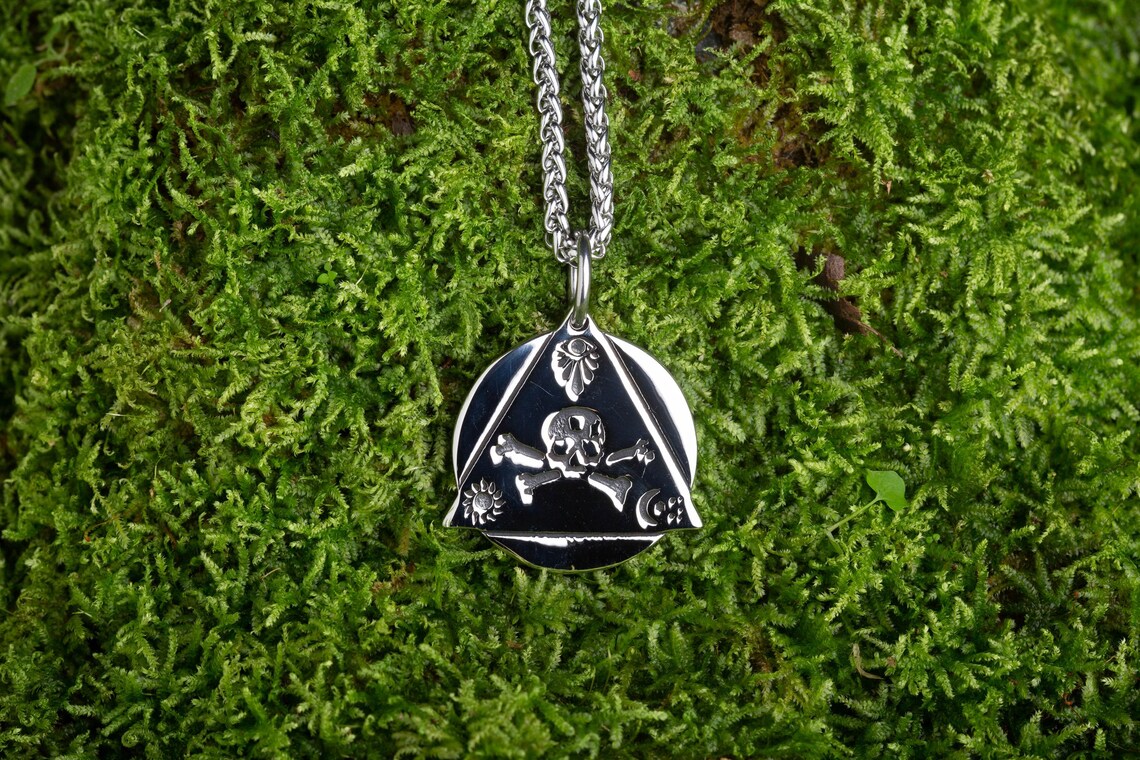 Masonic necklace