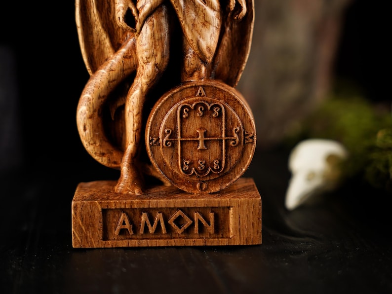 Amon Getia Statue
