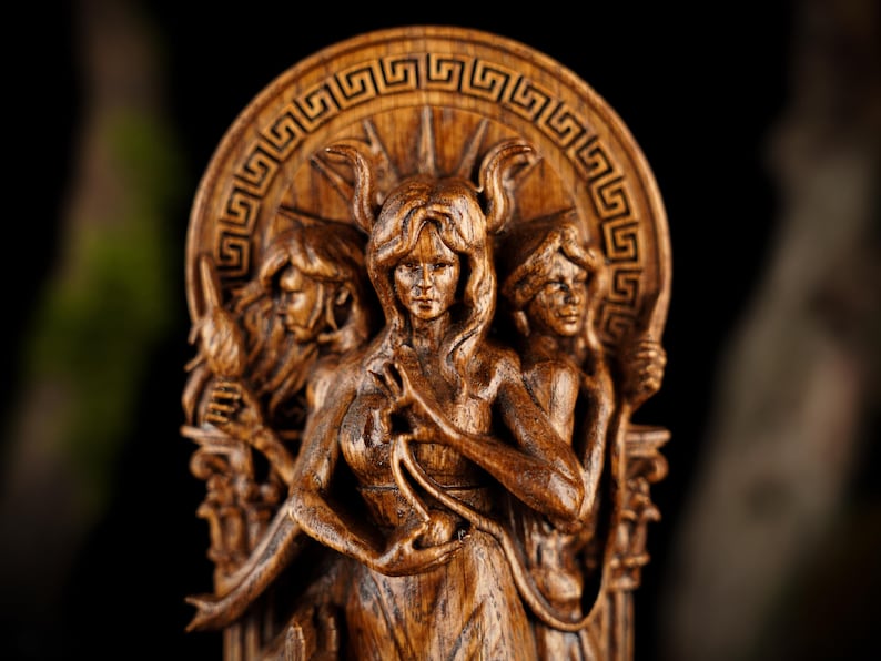 Morai goddess statue