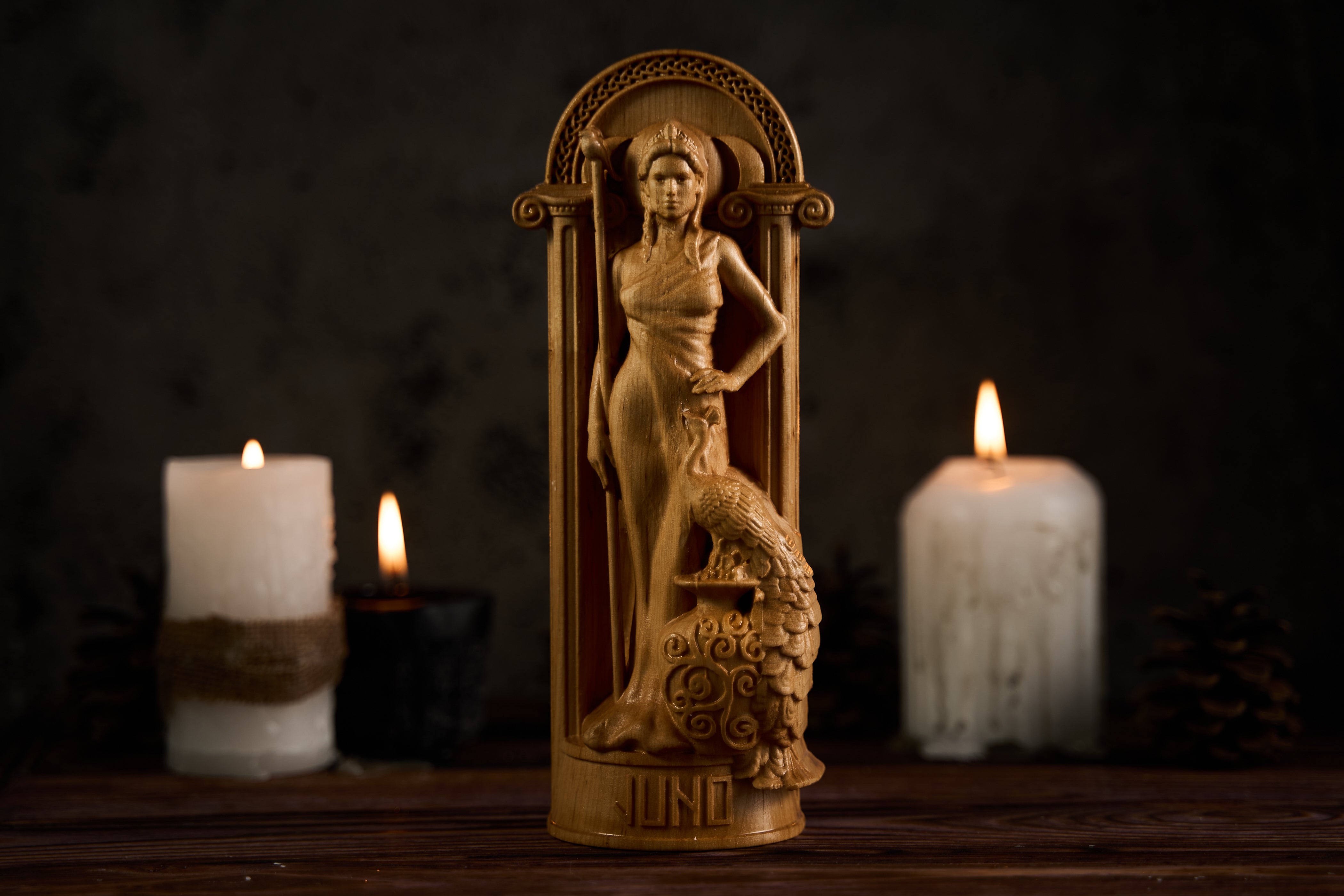 Oak Juno Roman Statue