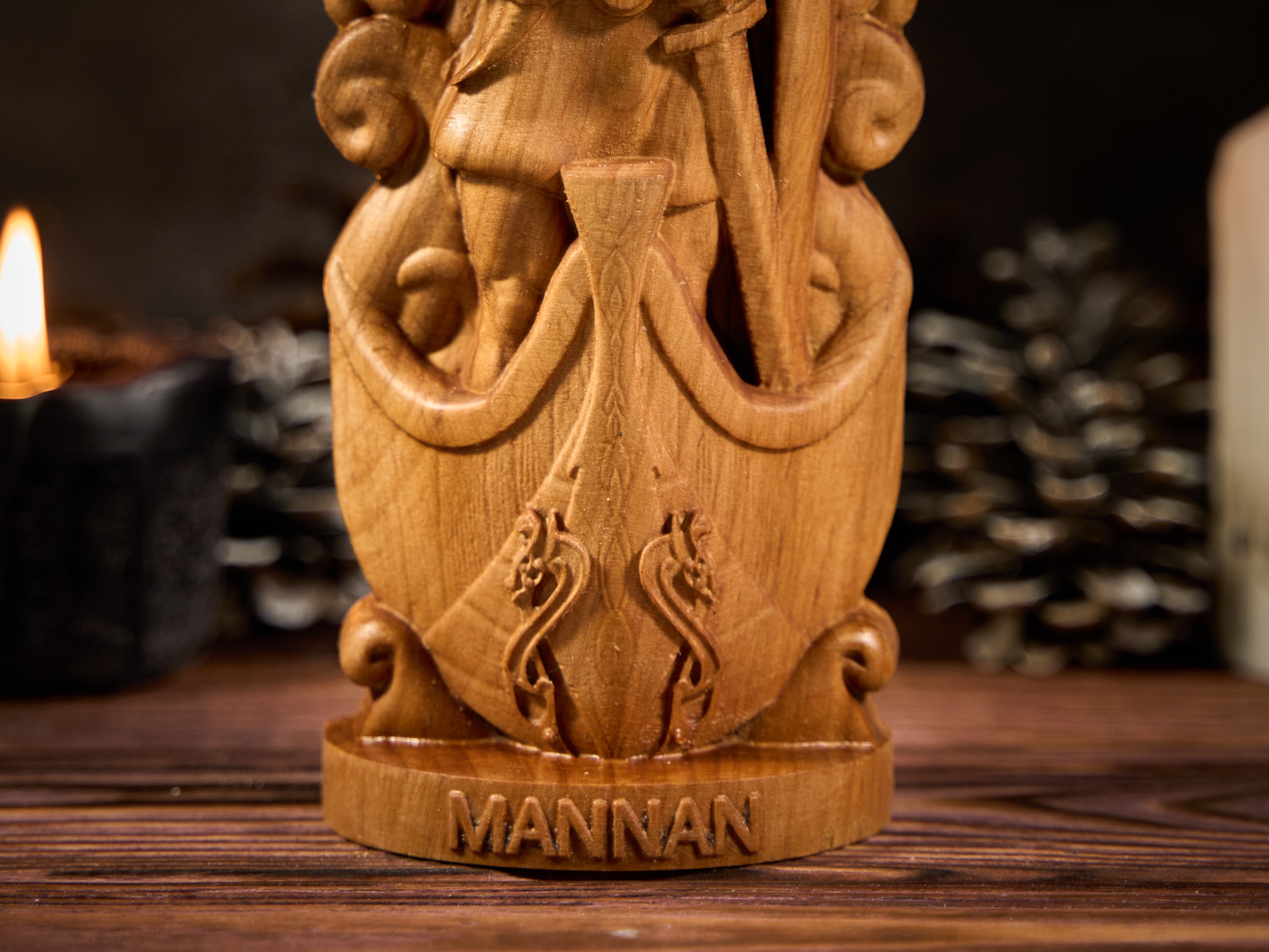 Oak Mannan Celtic statue