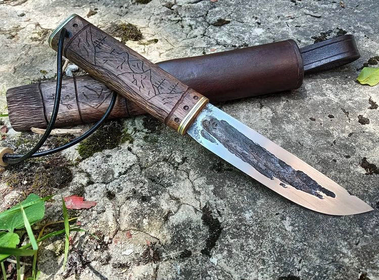 Forged engraved knife - Valhallaworld