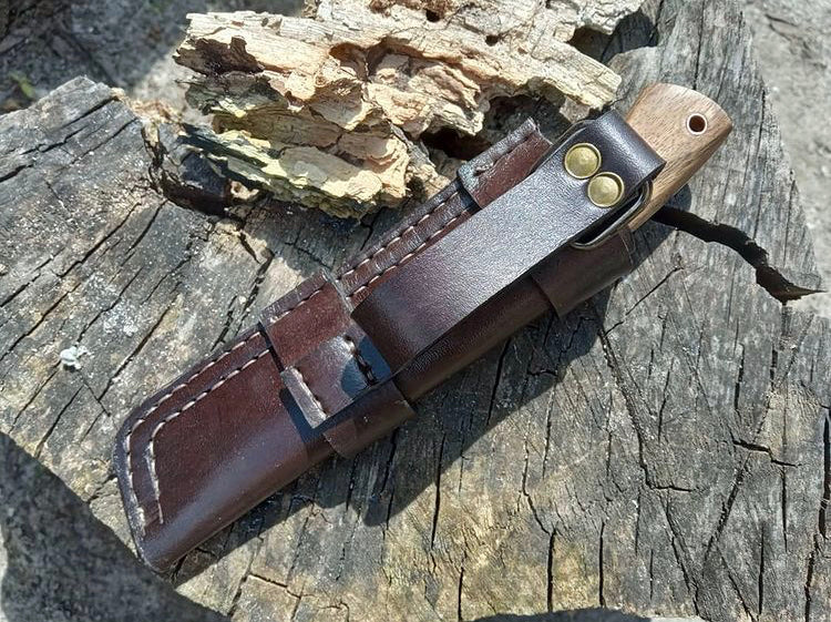 Forged engraved knife - Valhallaworld