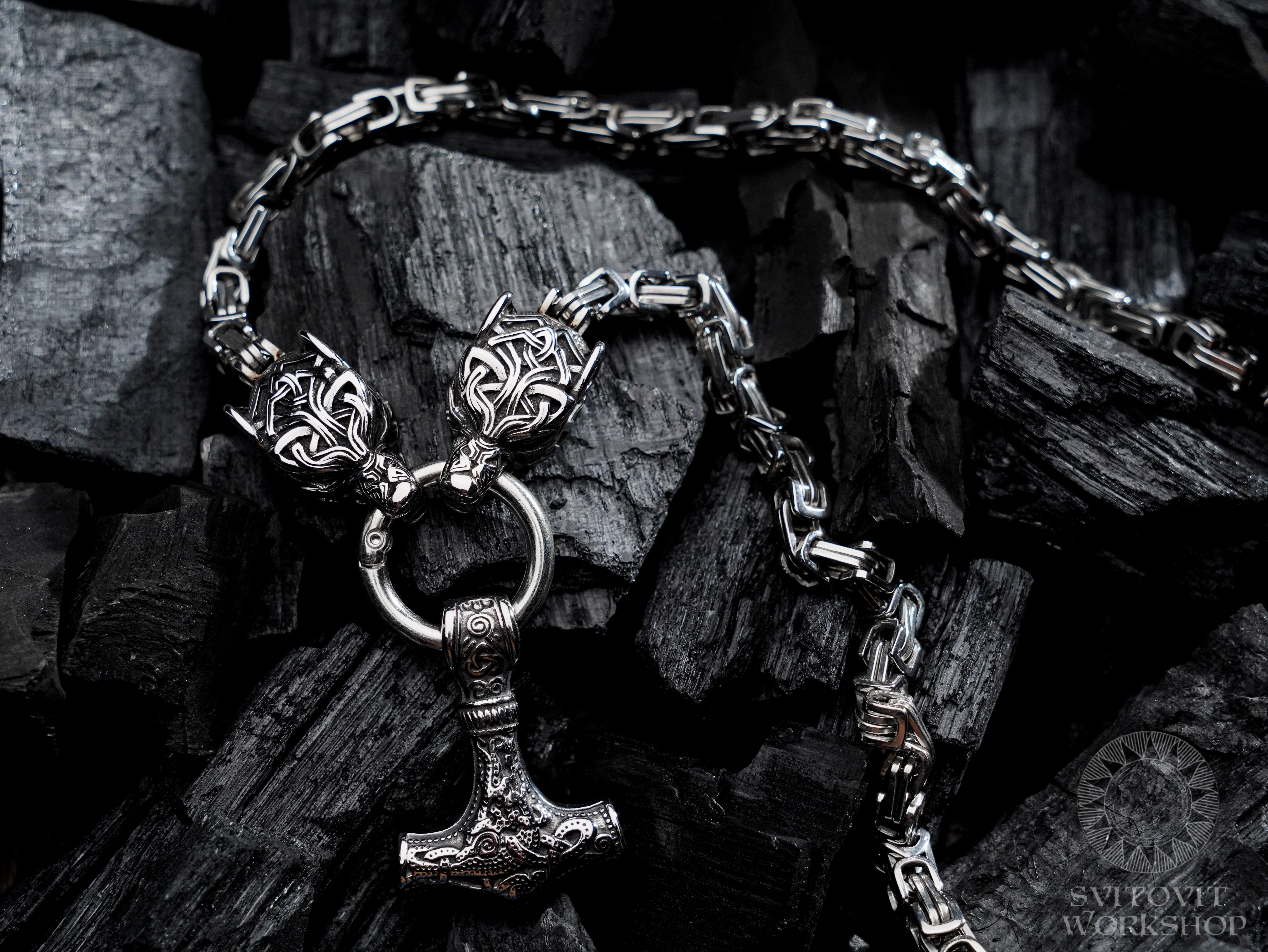 Large Mjolnir necklace • 5-7 days delivery guarantee