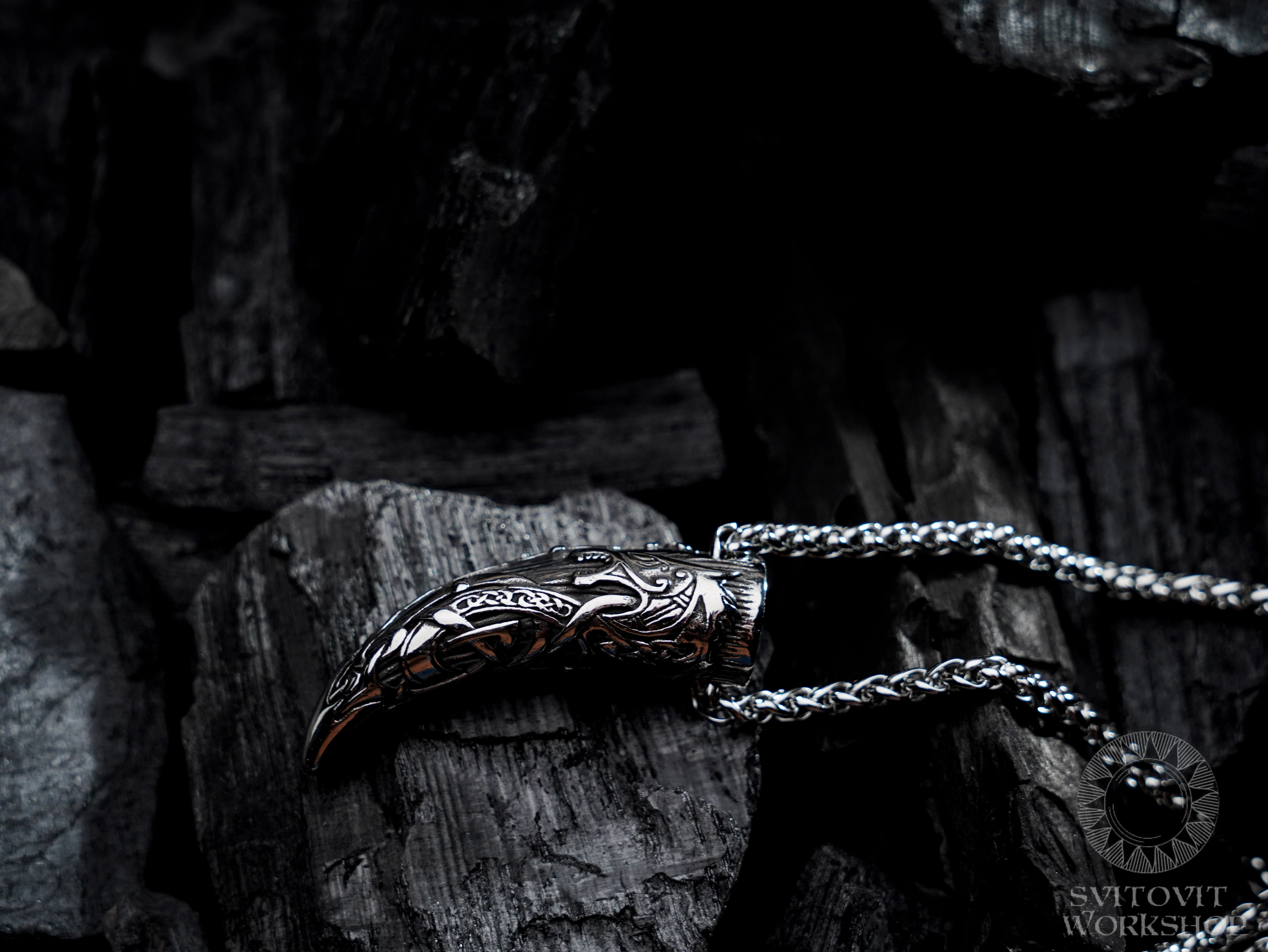Viking horn necklace • 5-7 days delivery guarantee