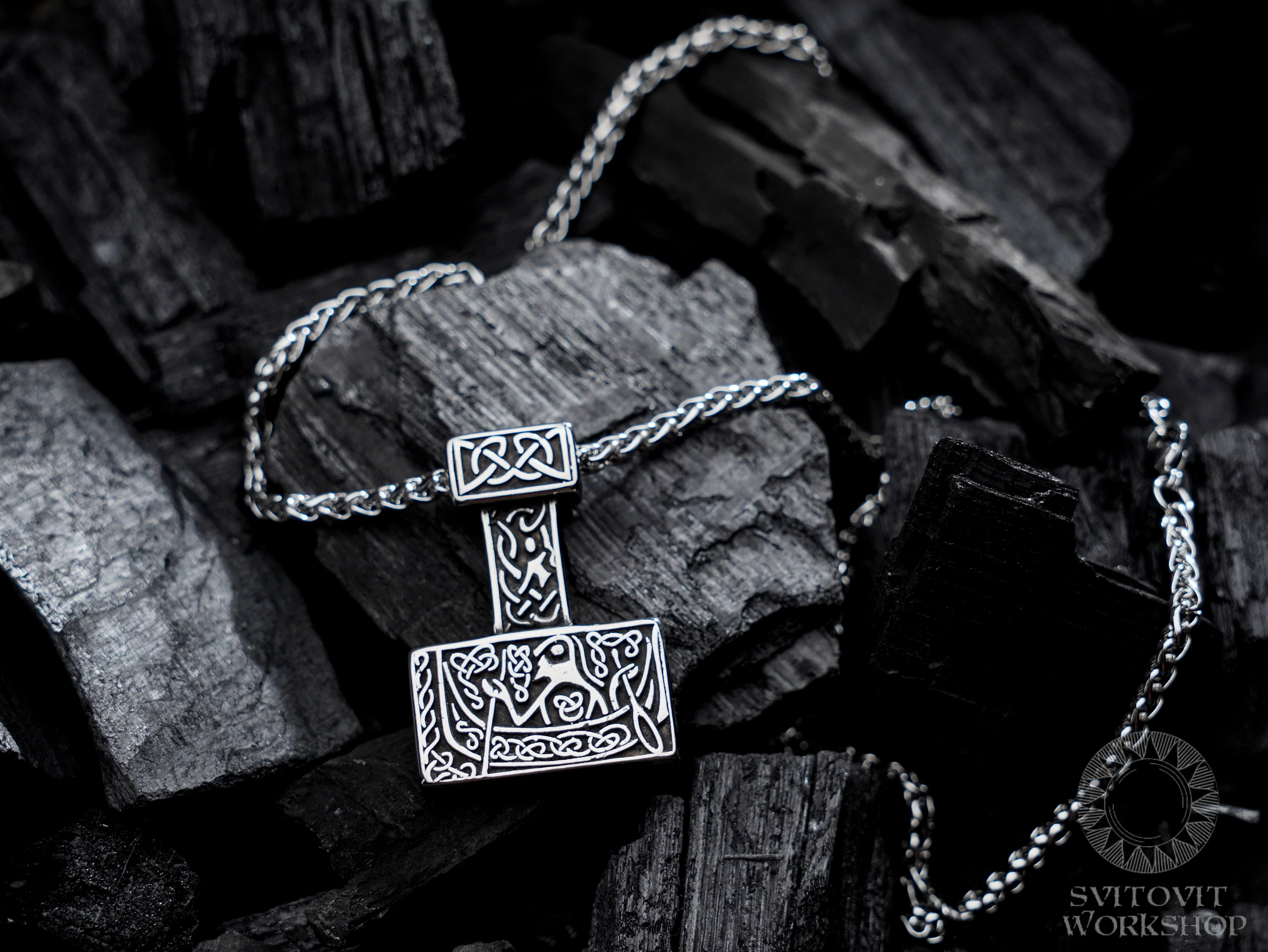 Large Mjolnir necklace • 5-7 days delivery guarantee