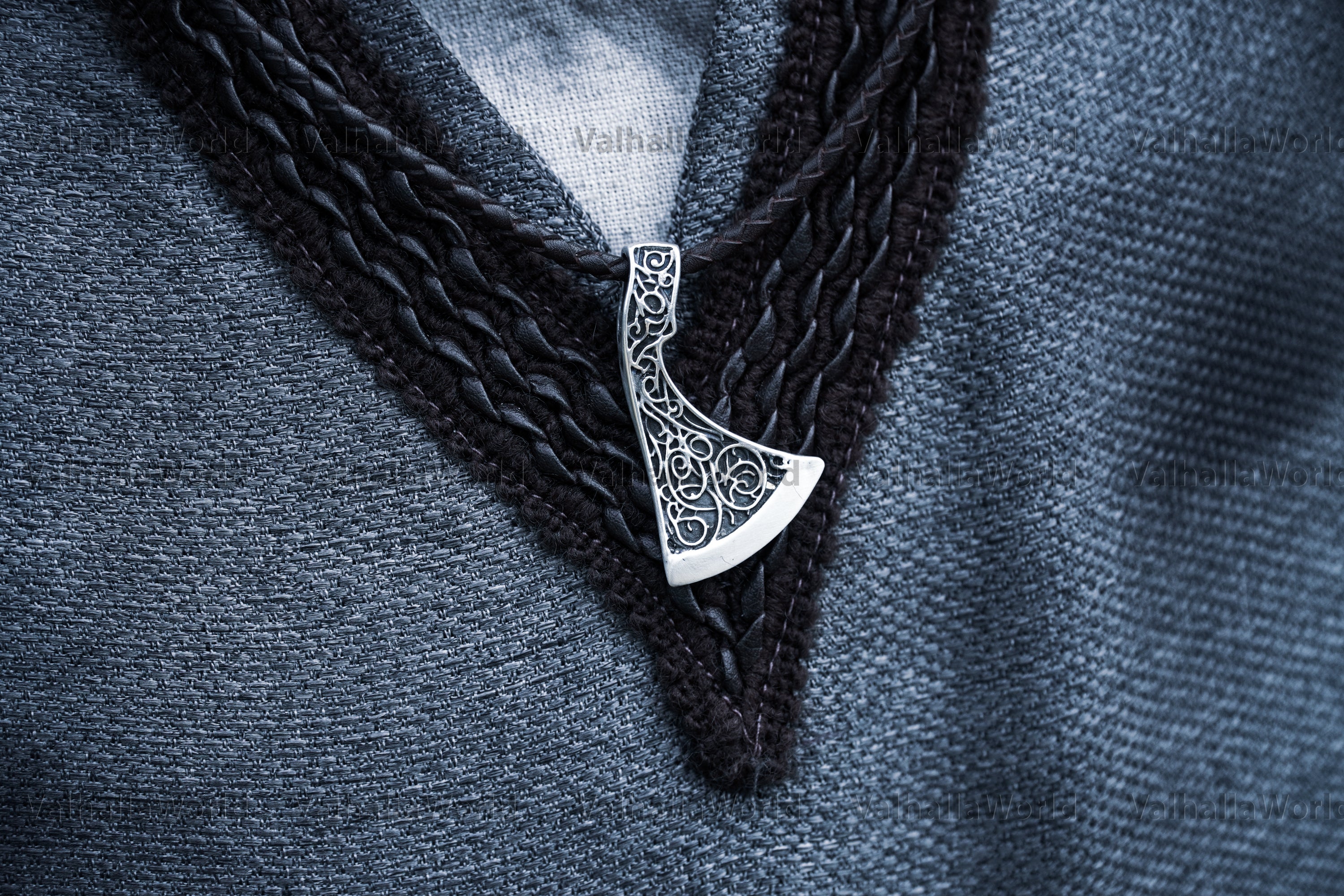 Perun Axe Pendant - Valhallaworld