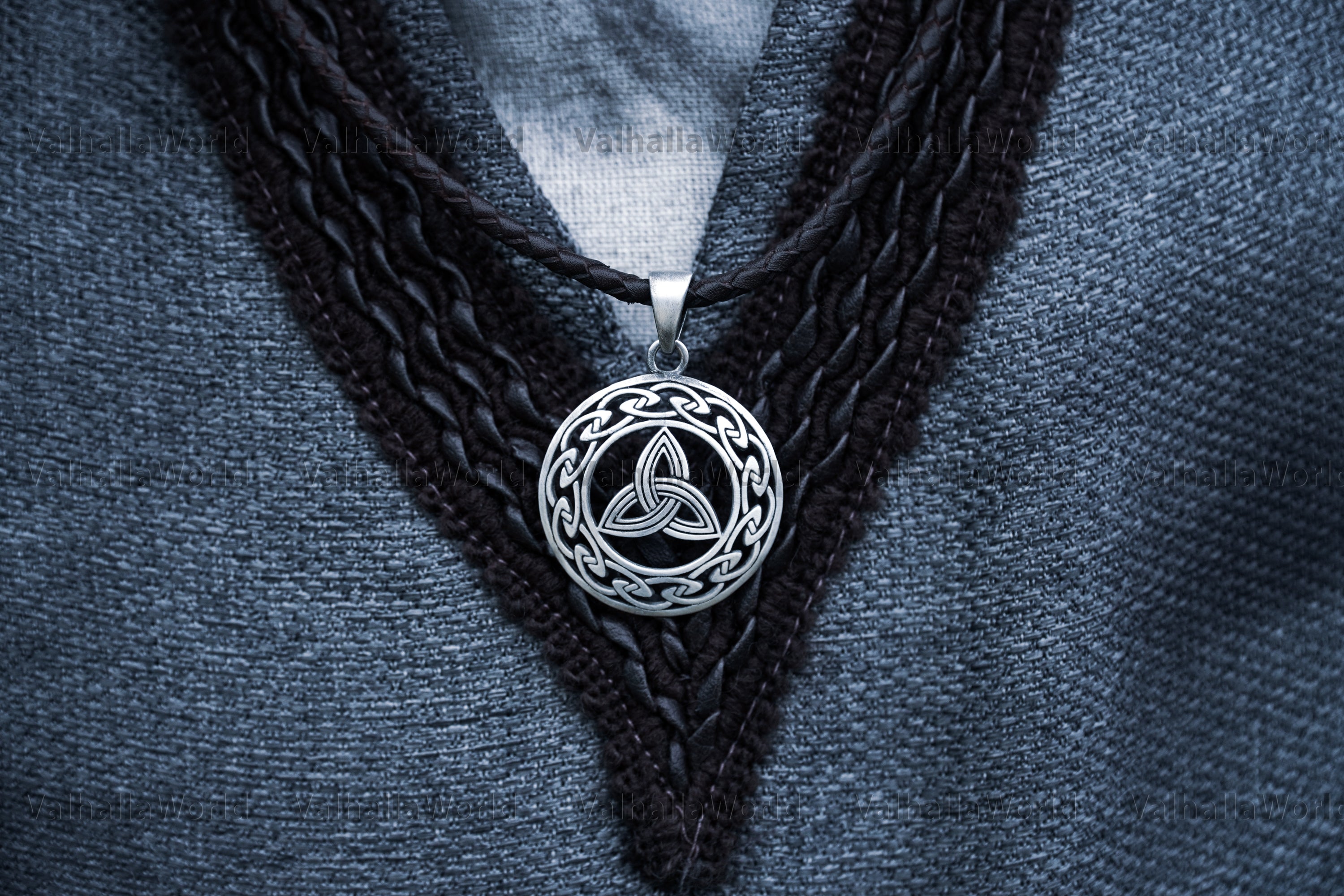 Trixel Pendant - Valhallaworld