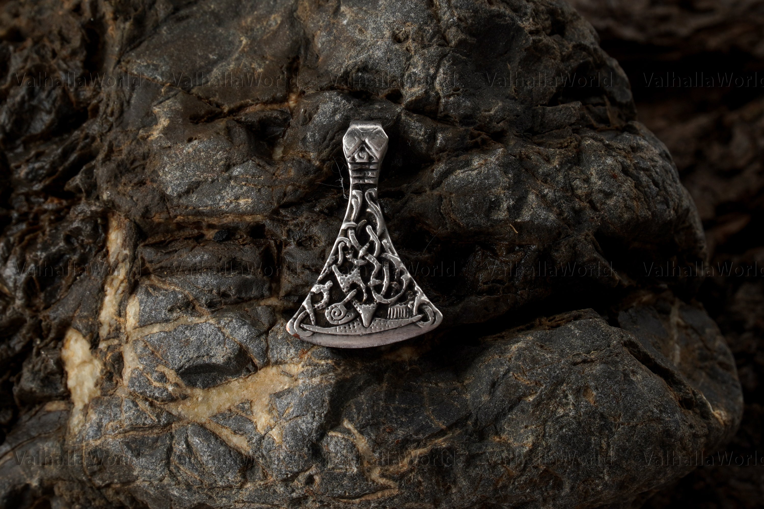 Mammen Axe Pendant - Valhallaworld