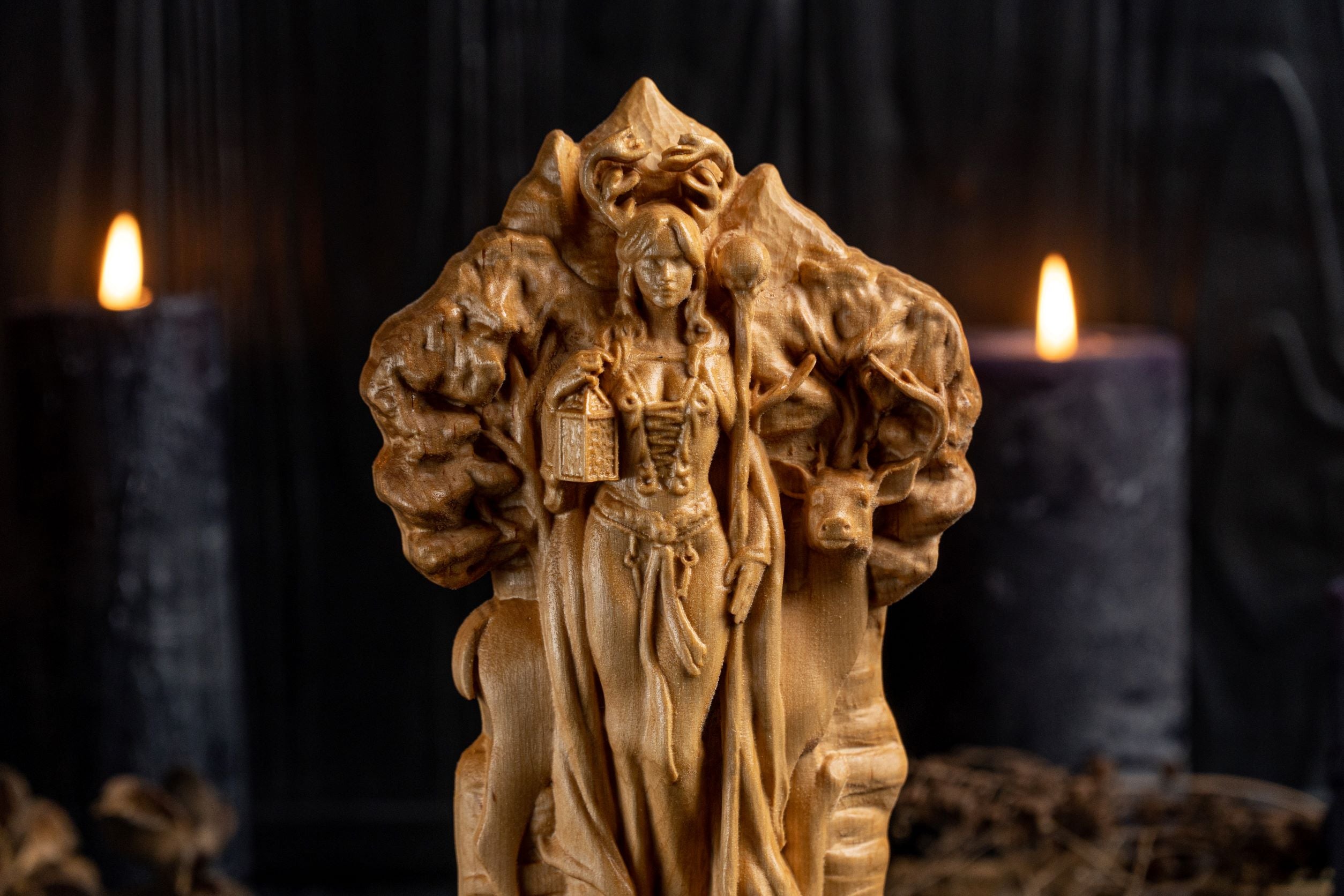 Handmade elen statue