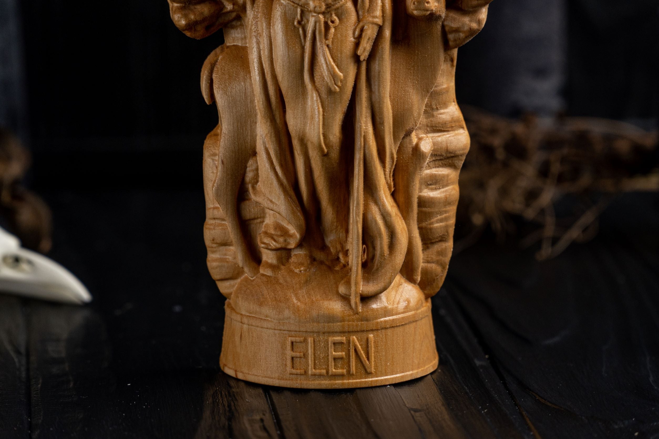 Elen goddess fugruine
