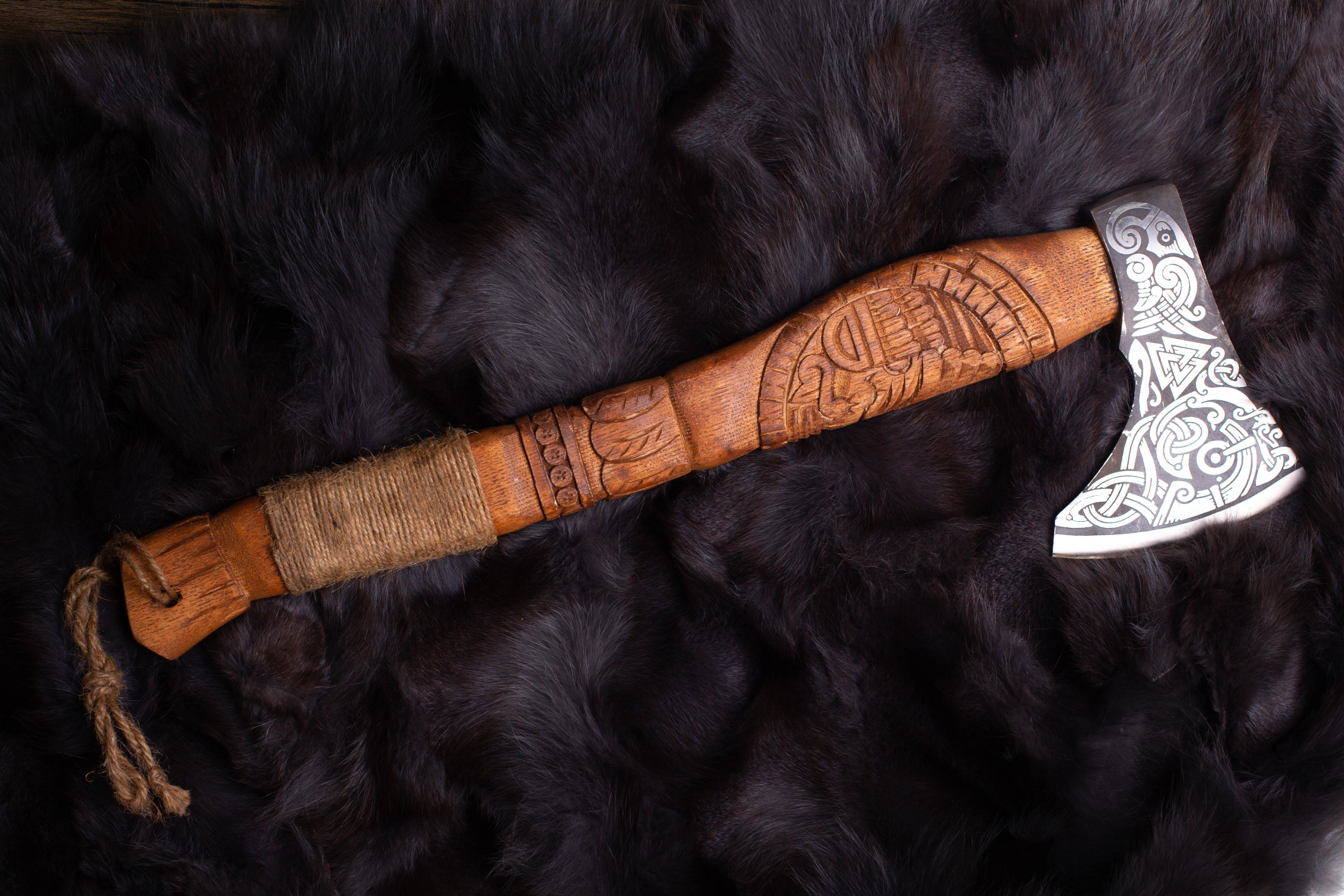 Engraved Viking axe - Raven, 7 days delivery