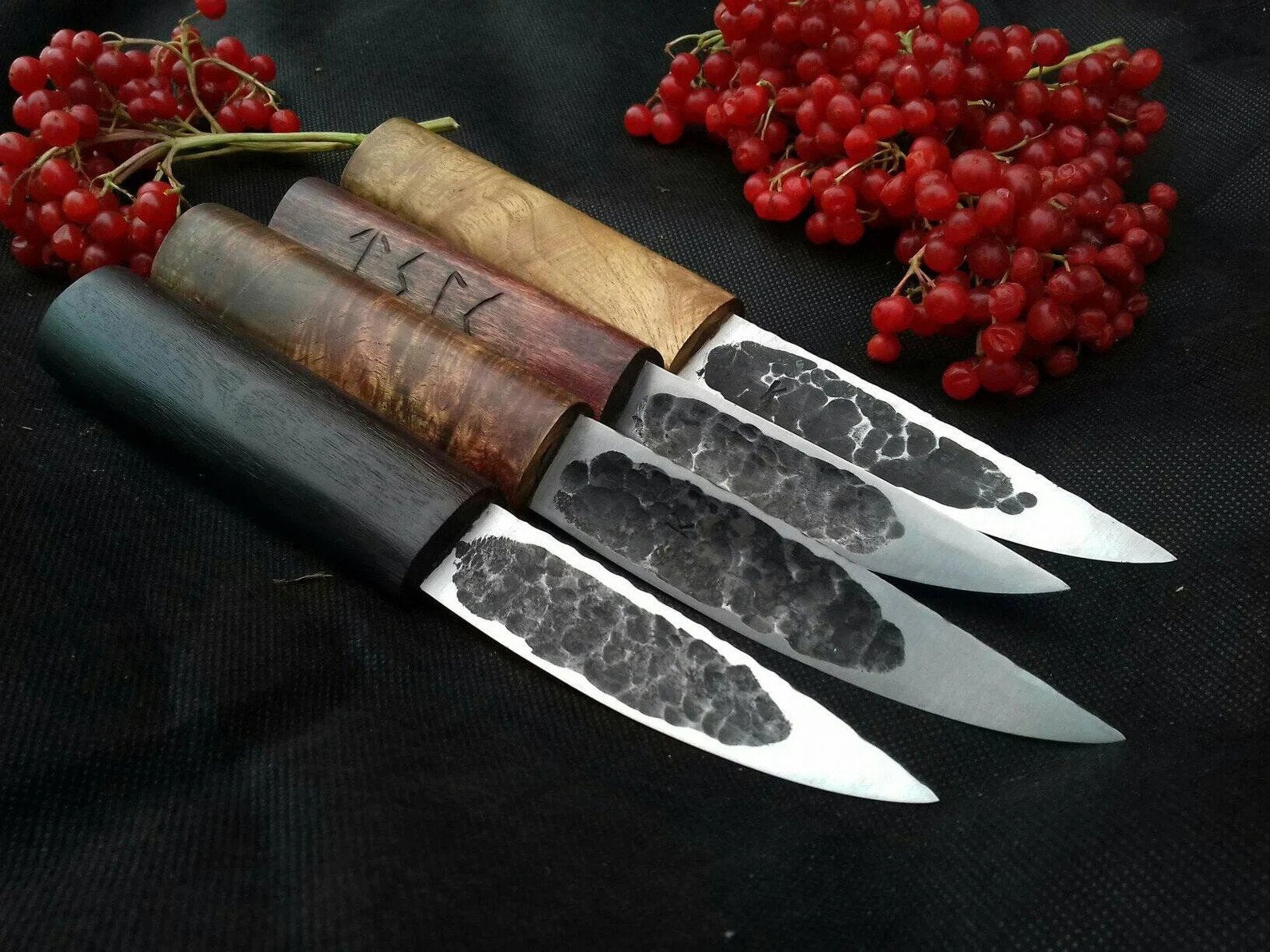 Traditional yakut knife