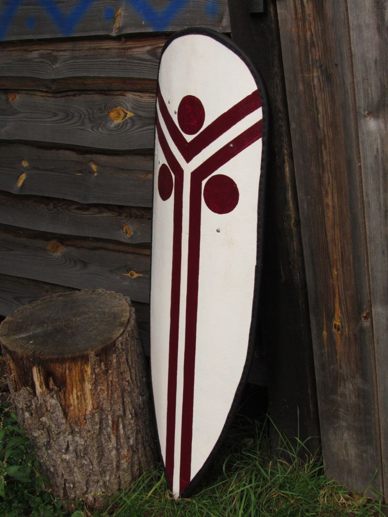 Almond shape medieval shield