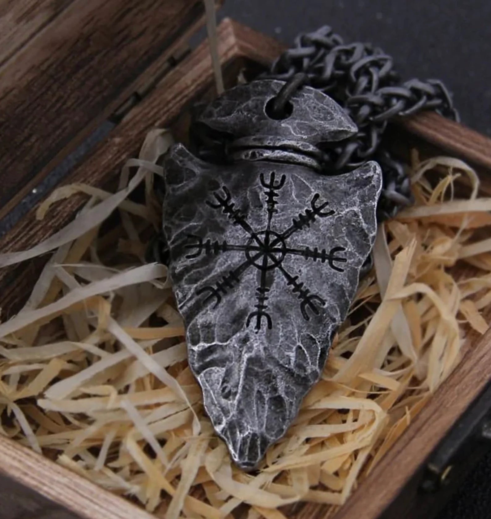 Hand forged spear head