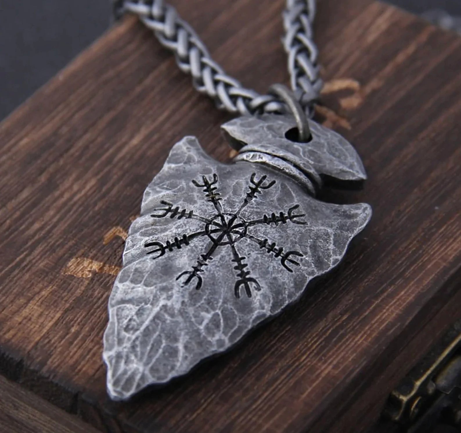 Spear head pendant