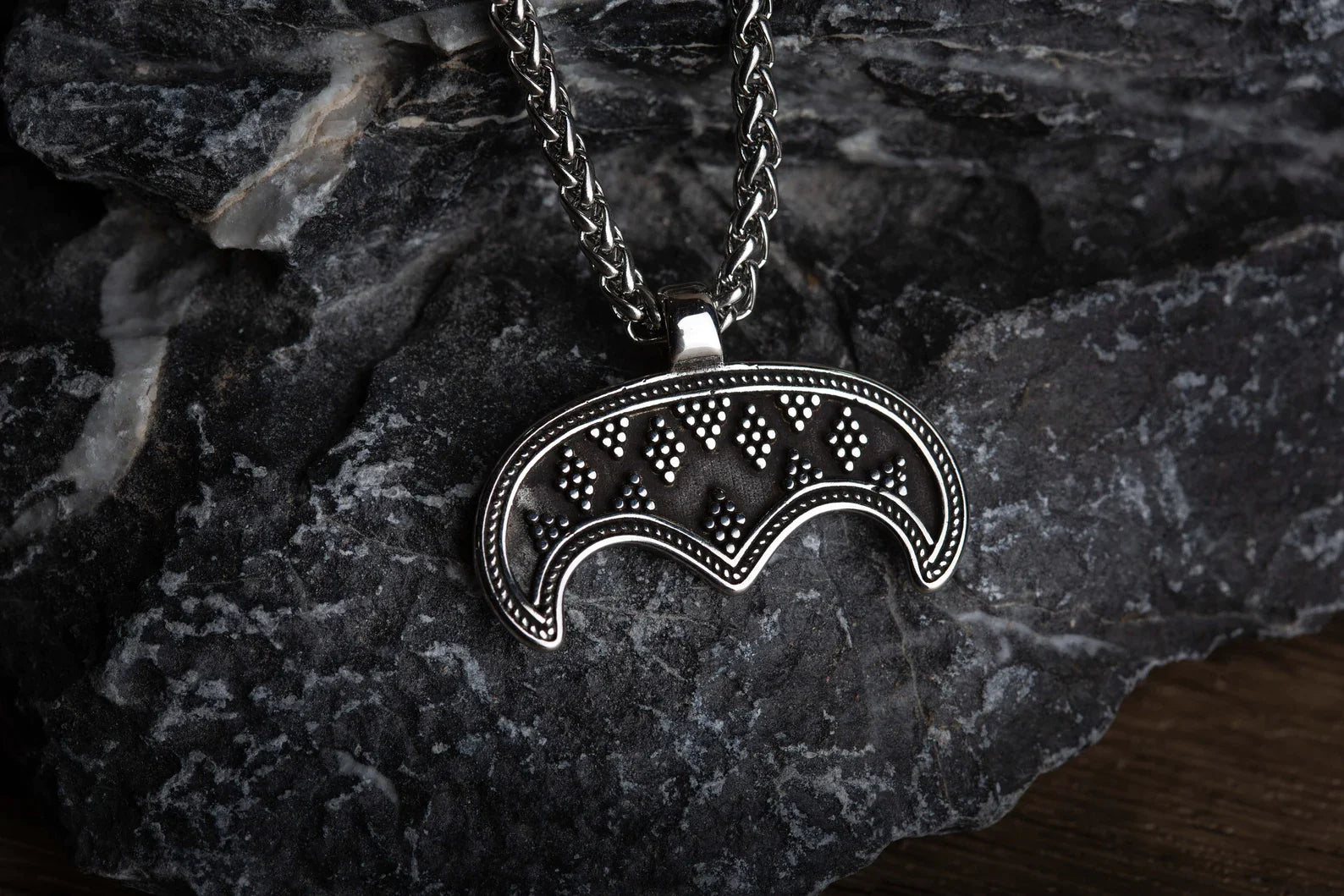 Slavic Lunula necklace • 5-7 days delivery guarantee