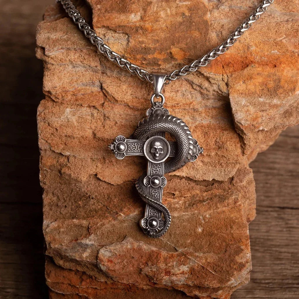 Skull Cross necklace, 5-7 days delivery guarantee