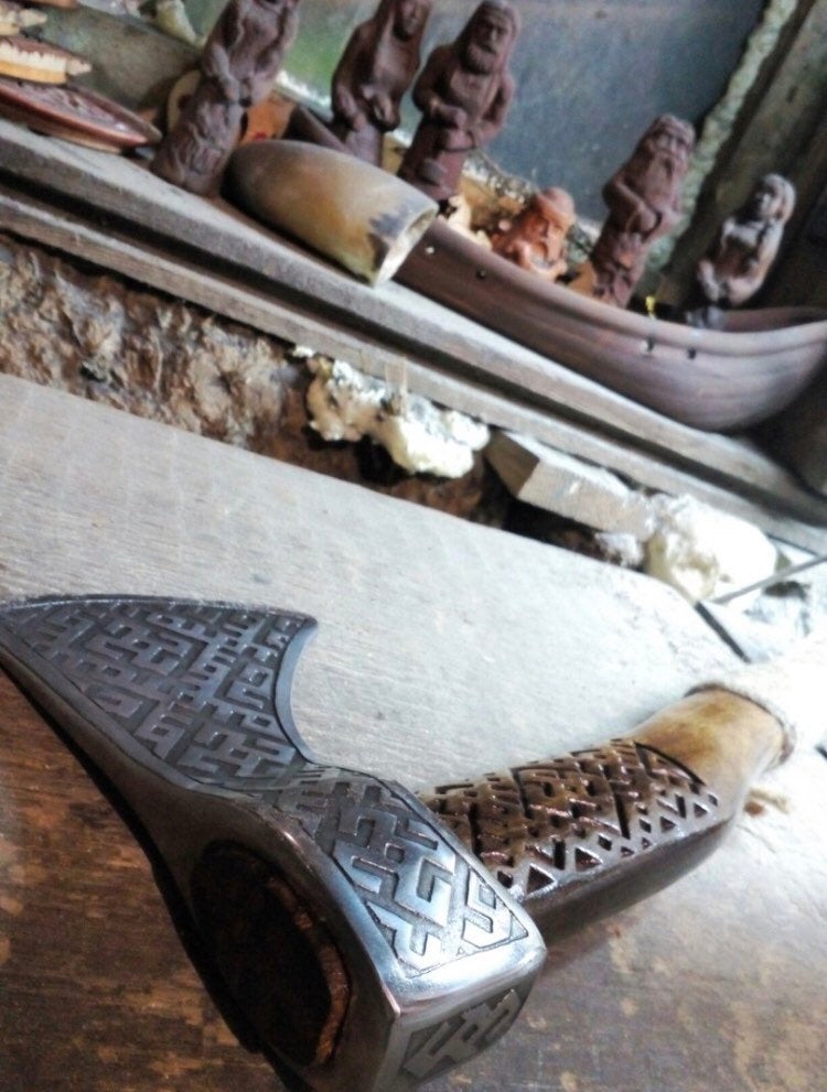 Viking axe - JARL - Valhallaworld