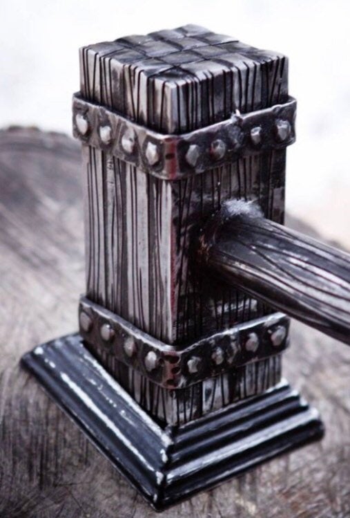 Battle ready hammer head