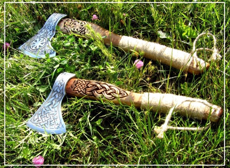 Viking axe - OAK - Valhallaworld