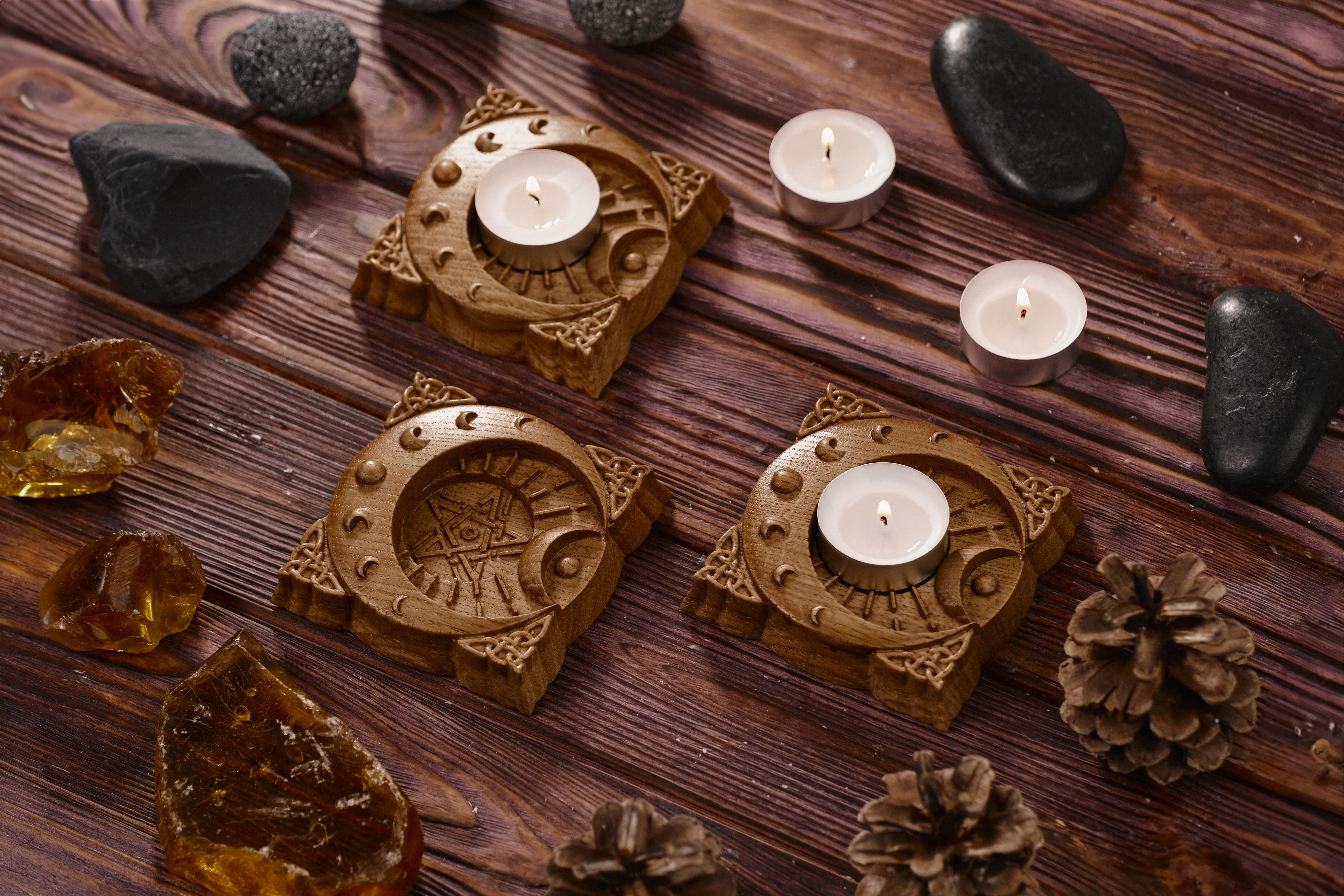 Luna Wood Candle holder