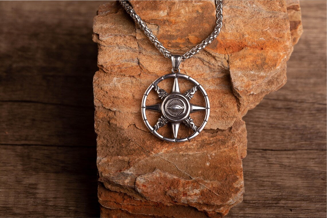 Ishtar star necklace