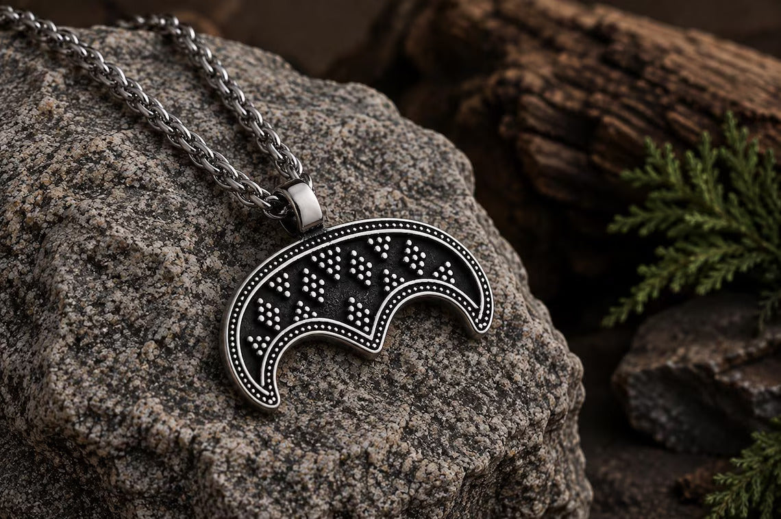 Moon pendant
