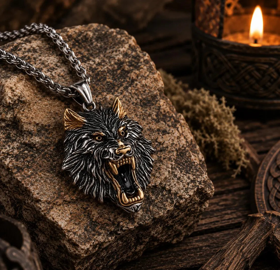 Wolf head pendant