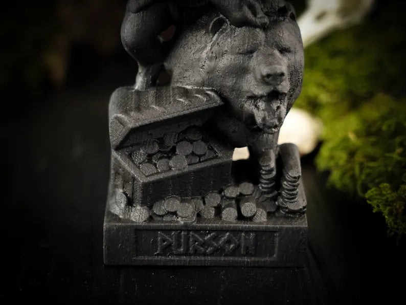 Black Purson Statue