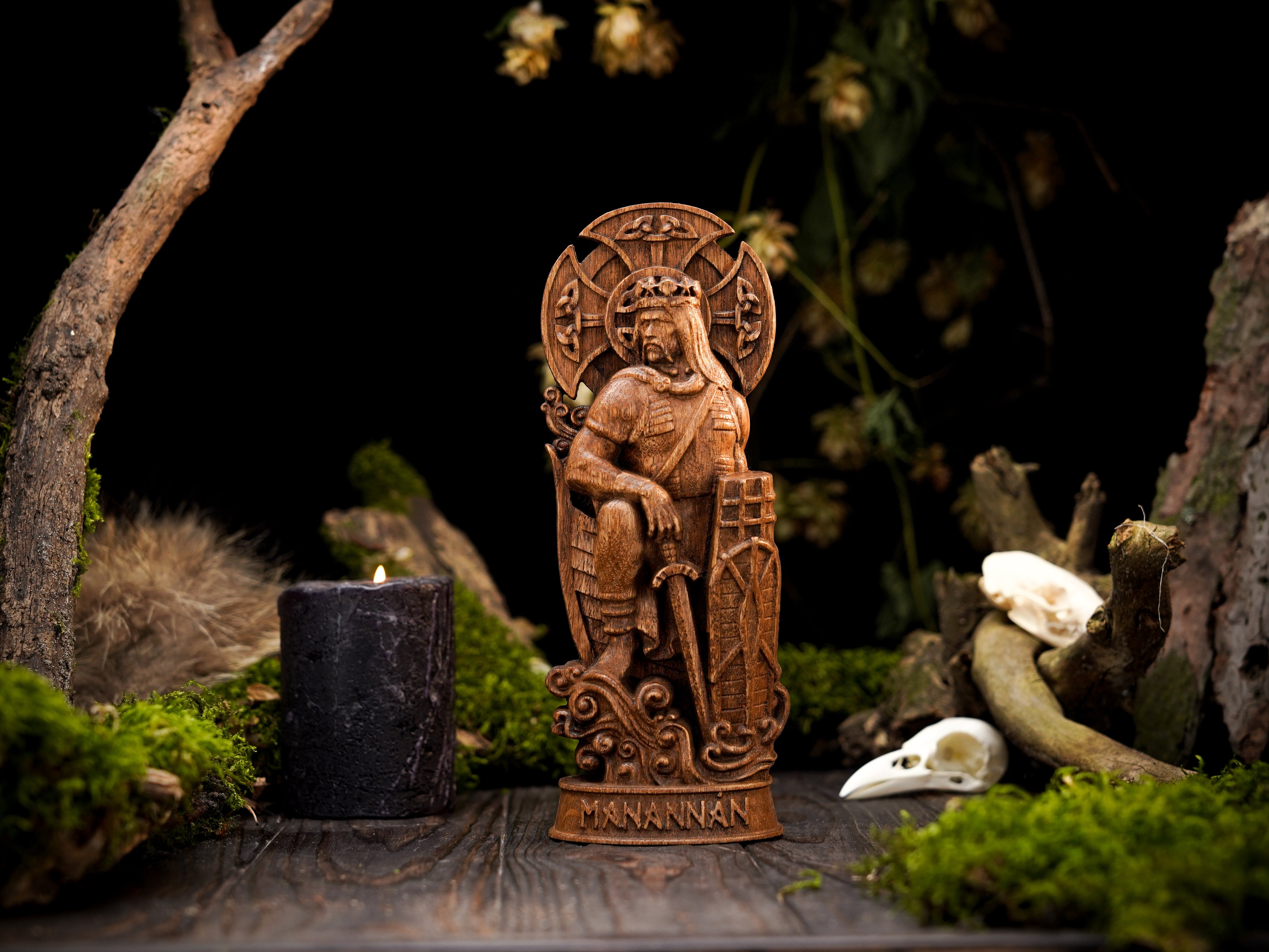 Manannan mac Lir statue, Manannan wooden figurine – Valhallaworld