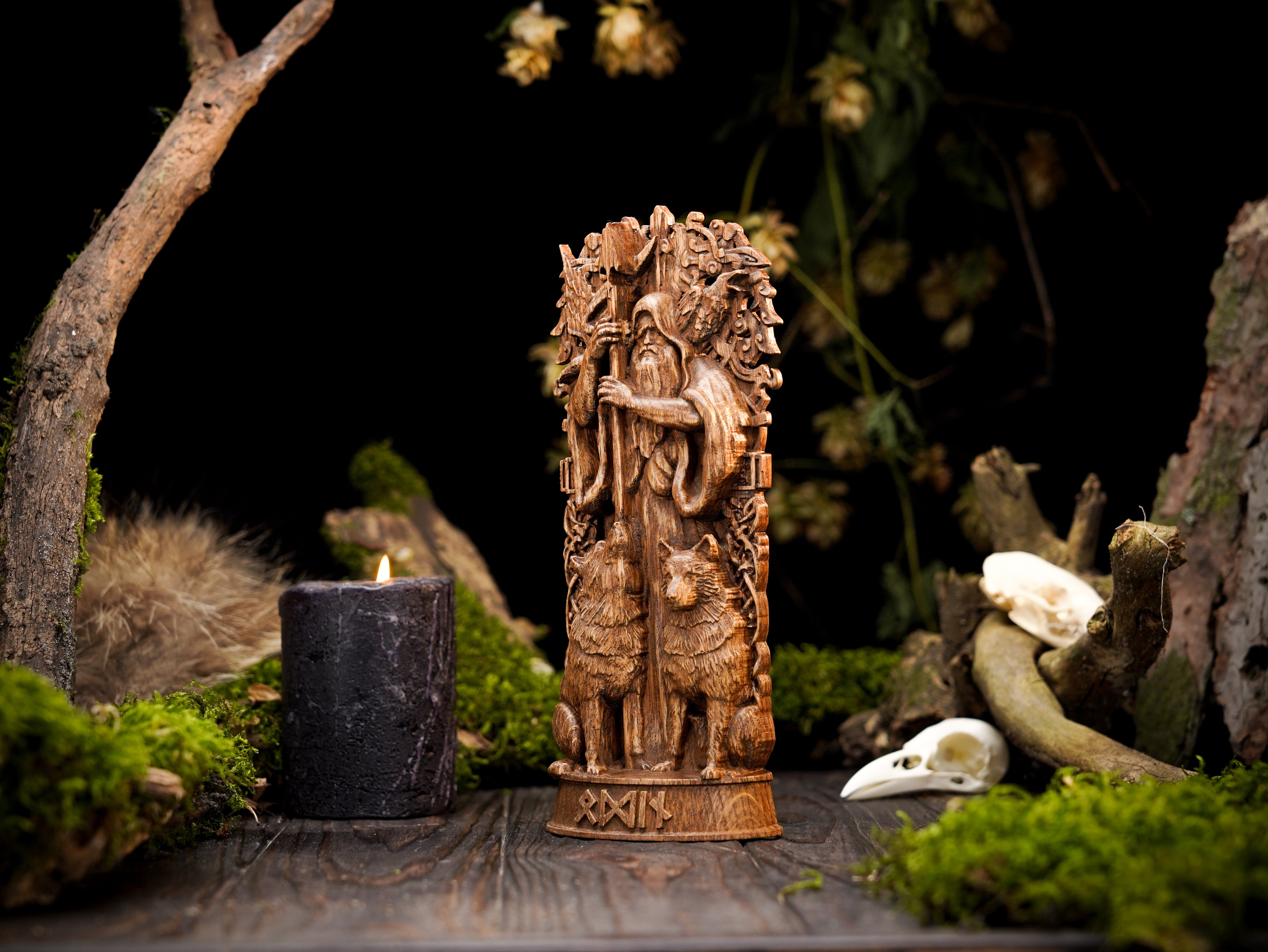 Wotan statue