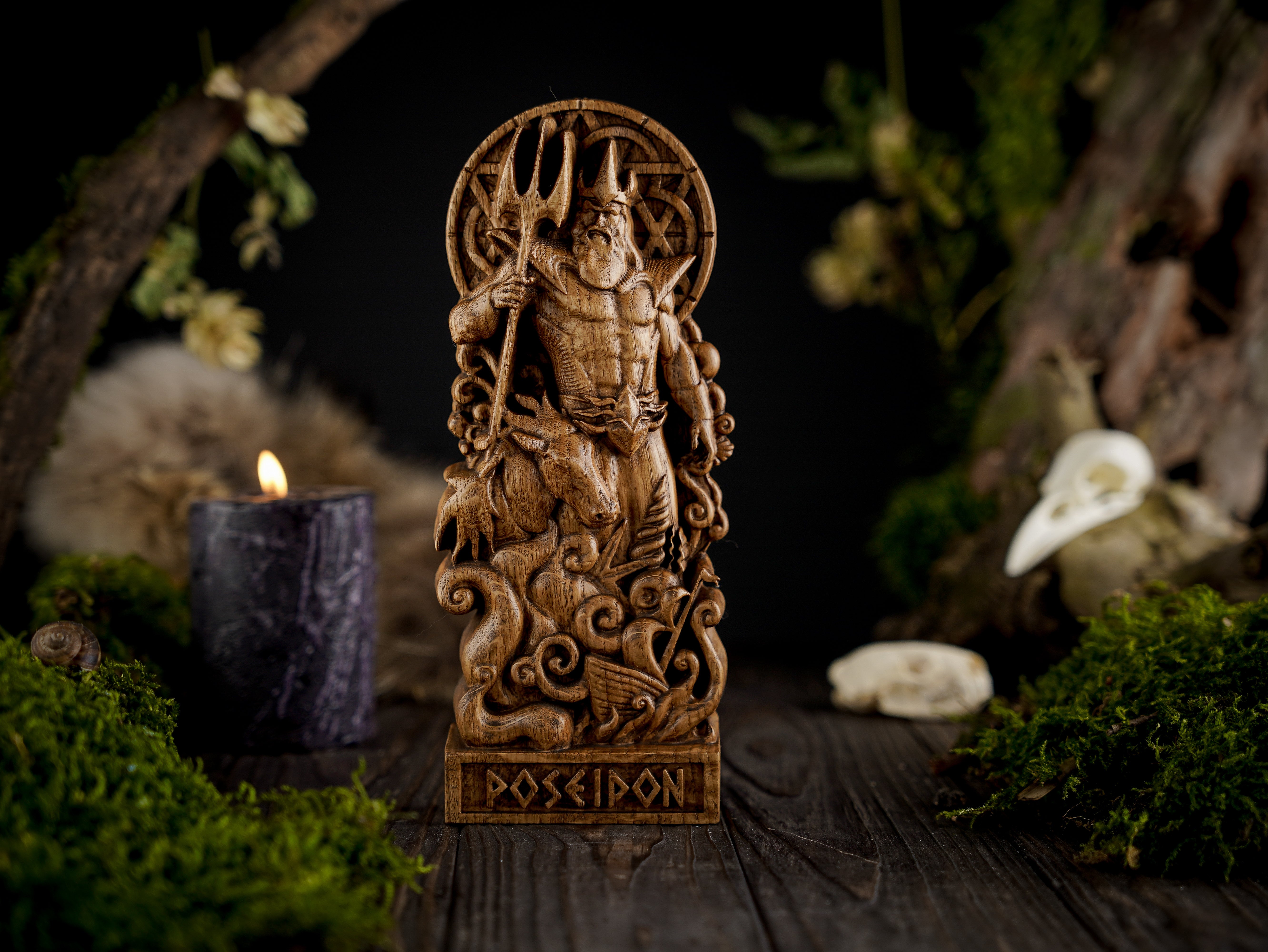 Gof of the sea statue