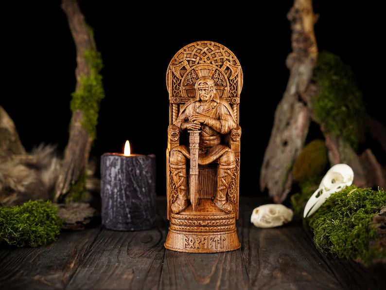 Forseti god statue