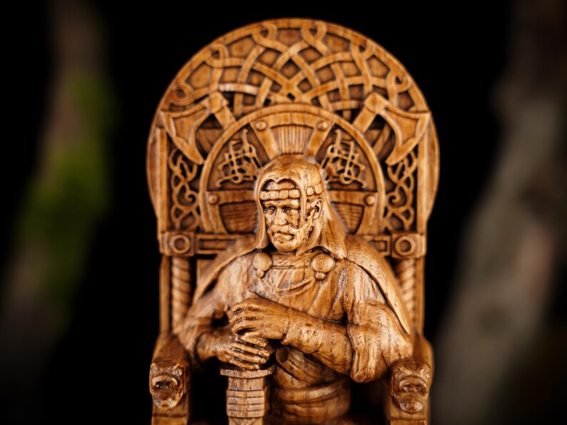 Forseti god statue