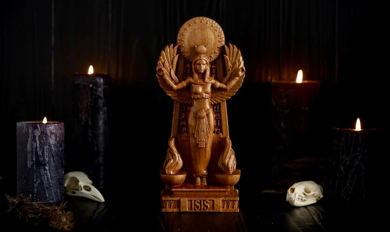 Isis Egyptian statue