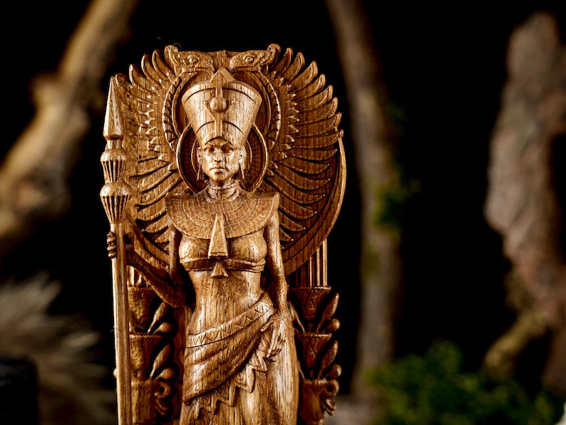 Neith Egyptian statue 