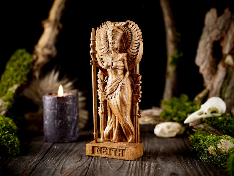 Neith Egyptian statue 