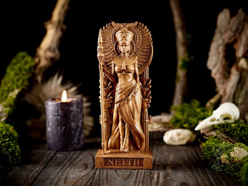 Neith Egyptian statue 