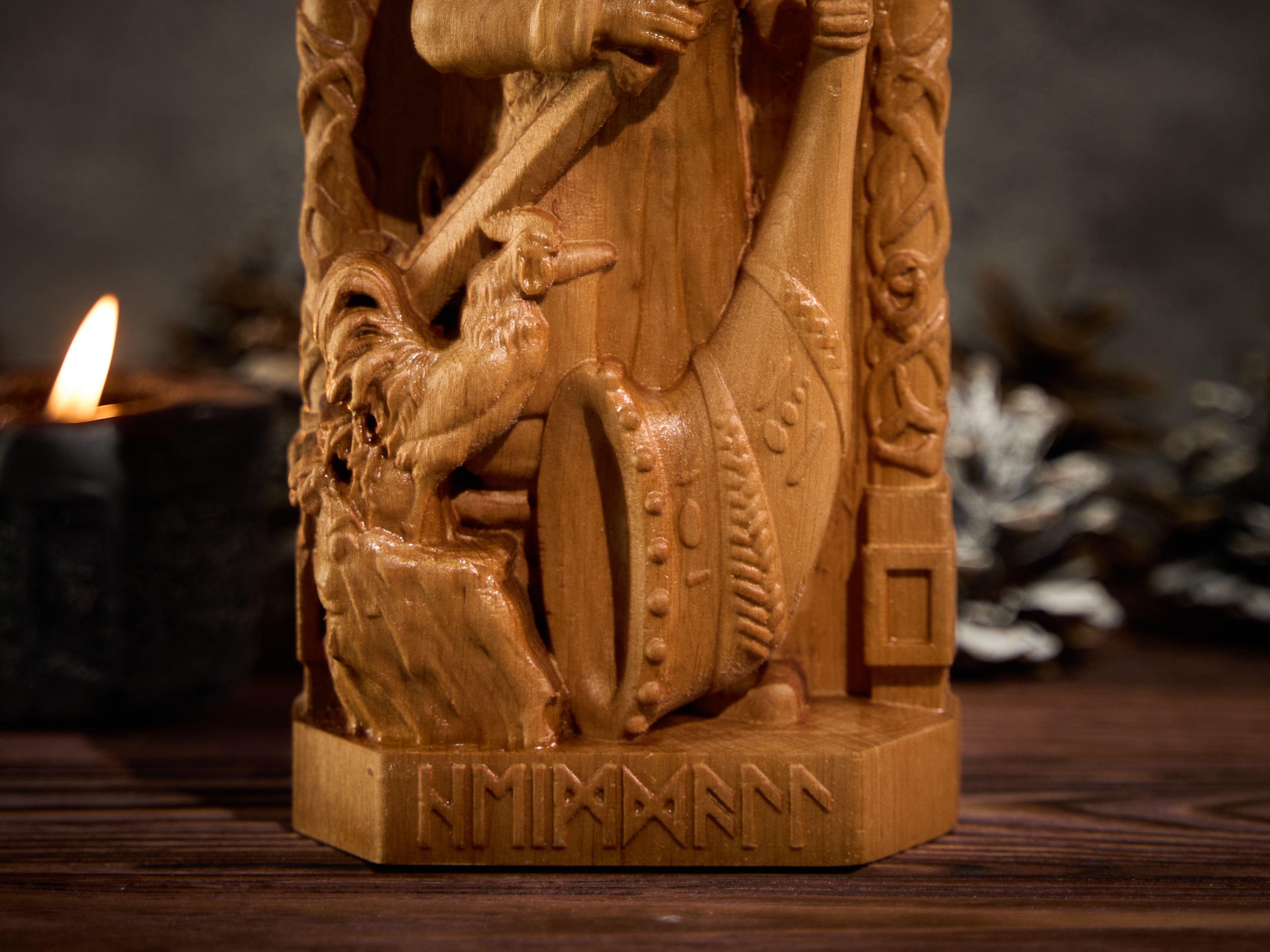 Oak Heimdallr Norse Statue