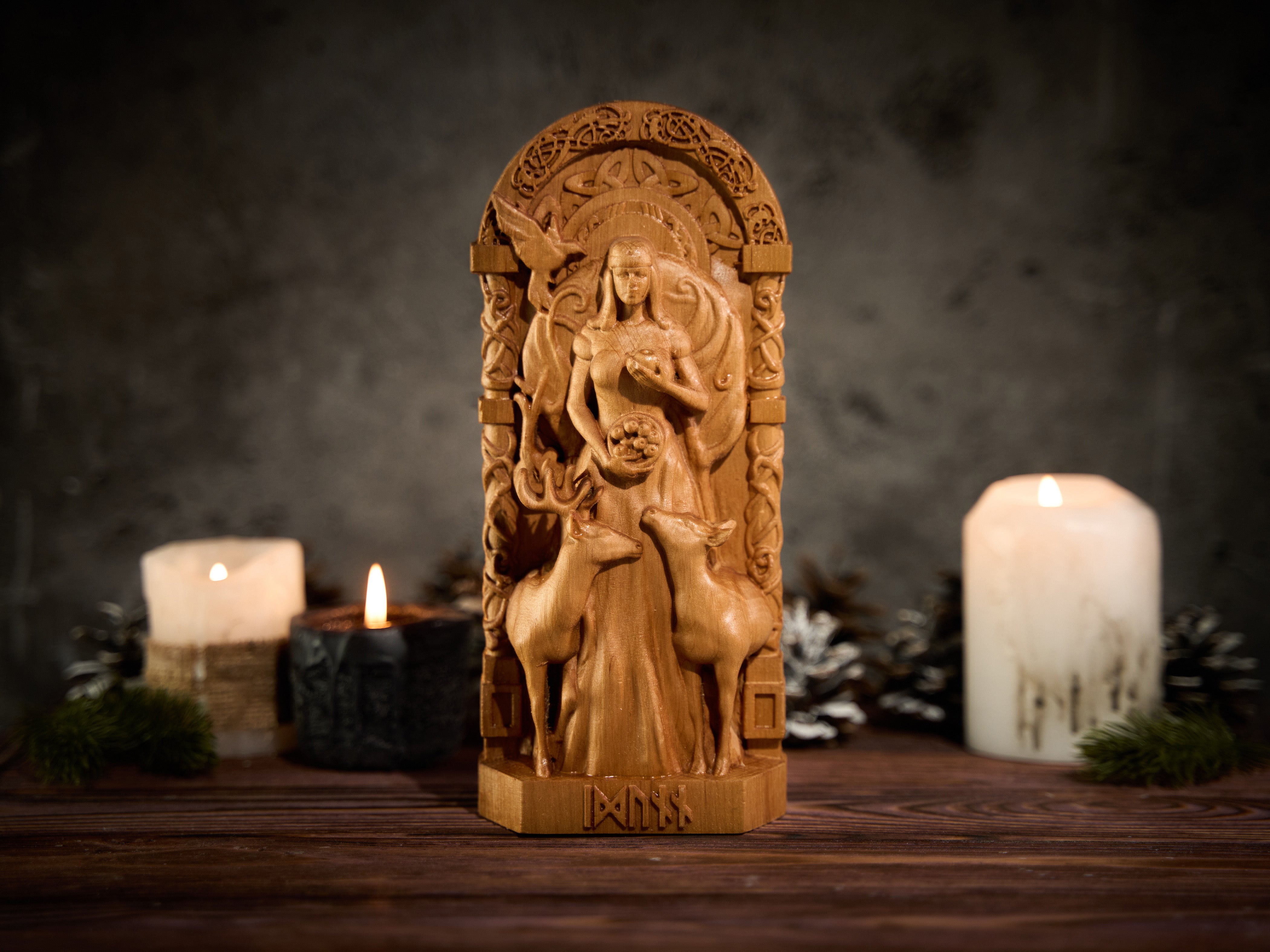 Oak Idunn Norse Statue