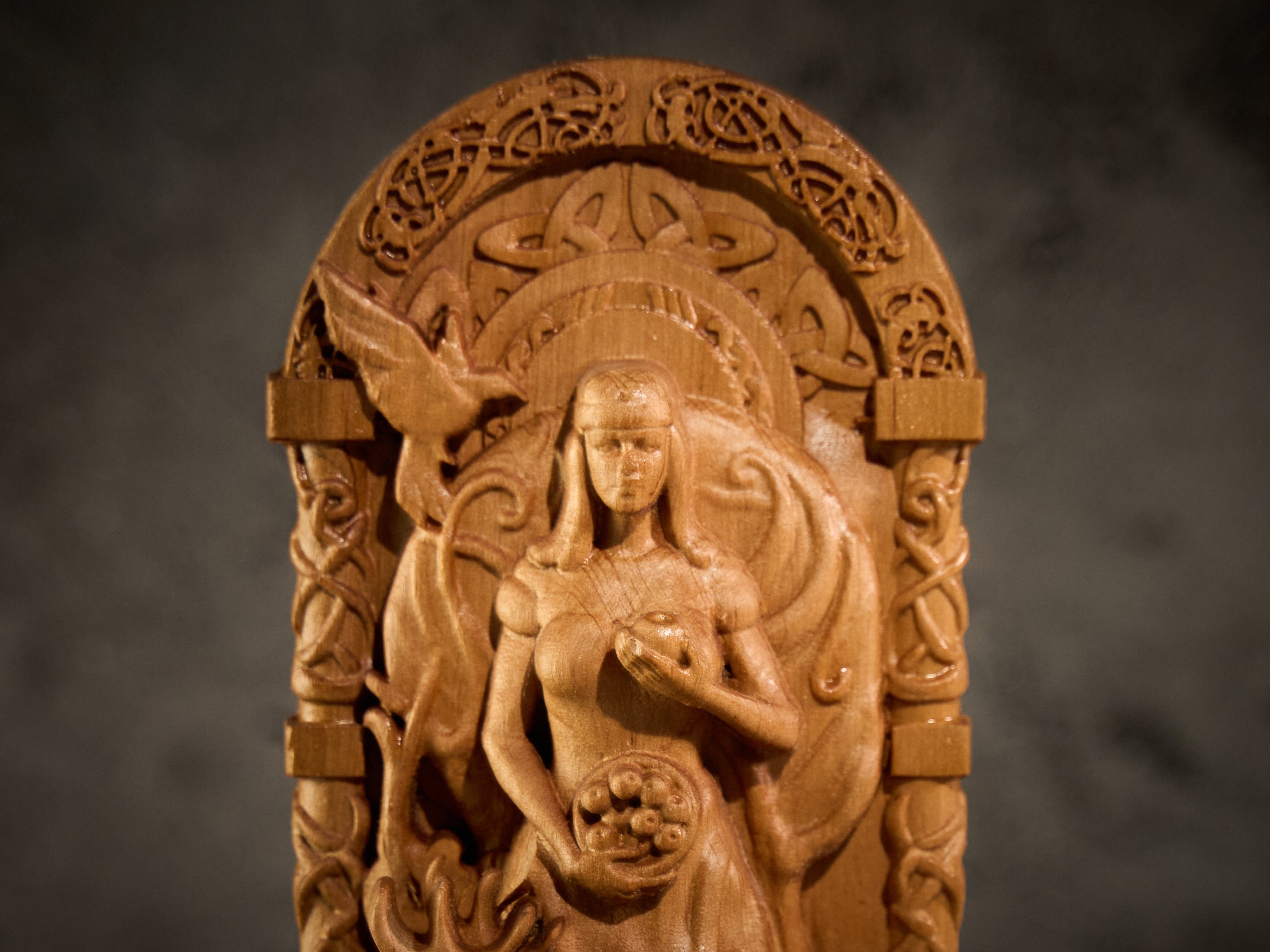 Oak Idunn Norse Statue