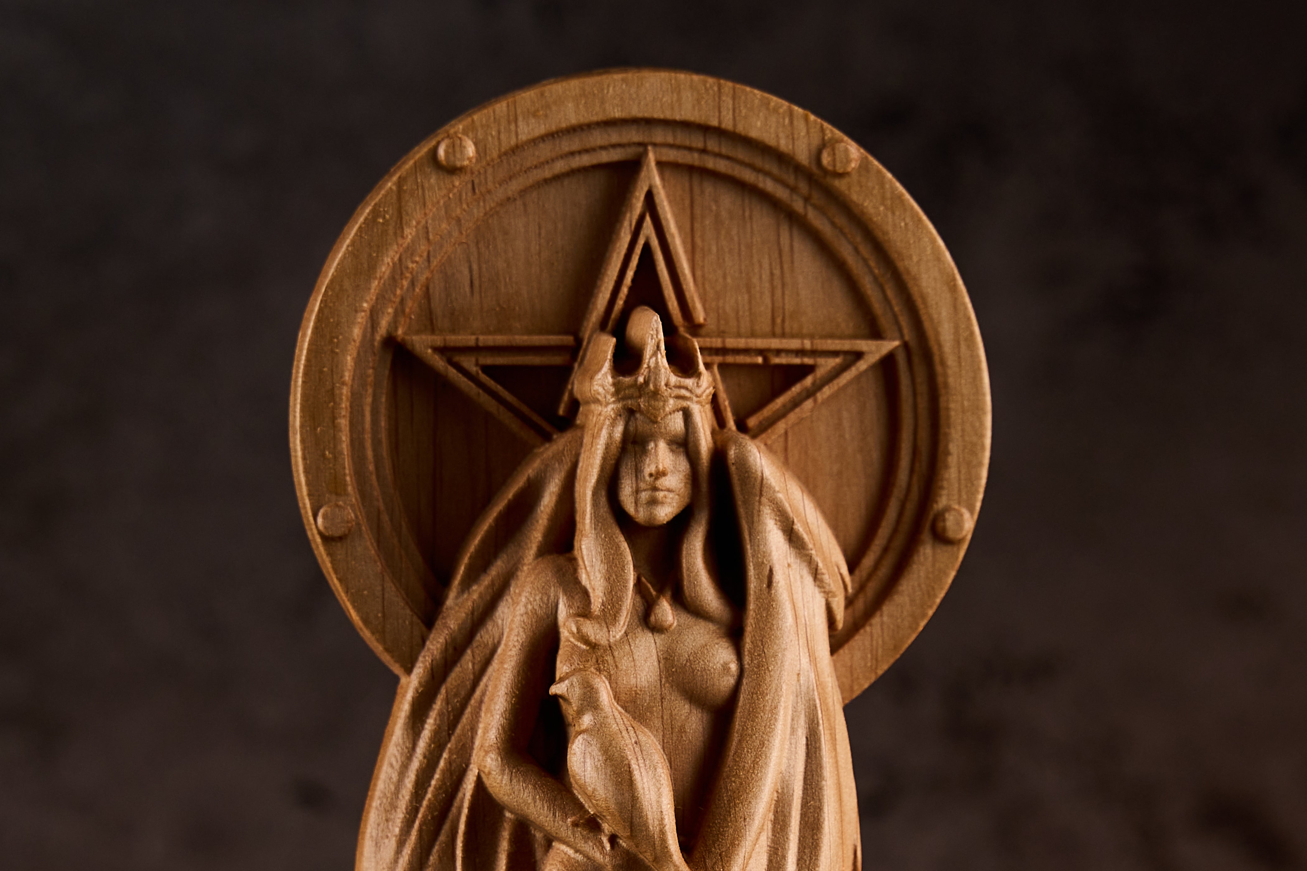 Oak Astarte Wicca statue