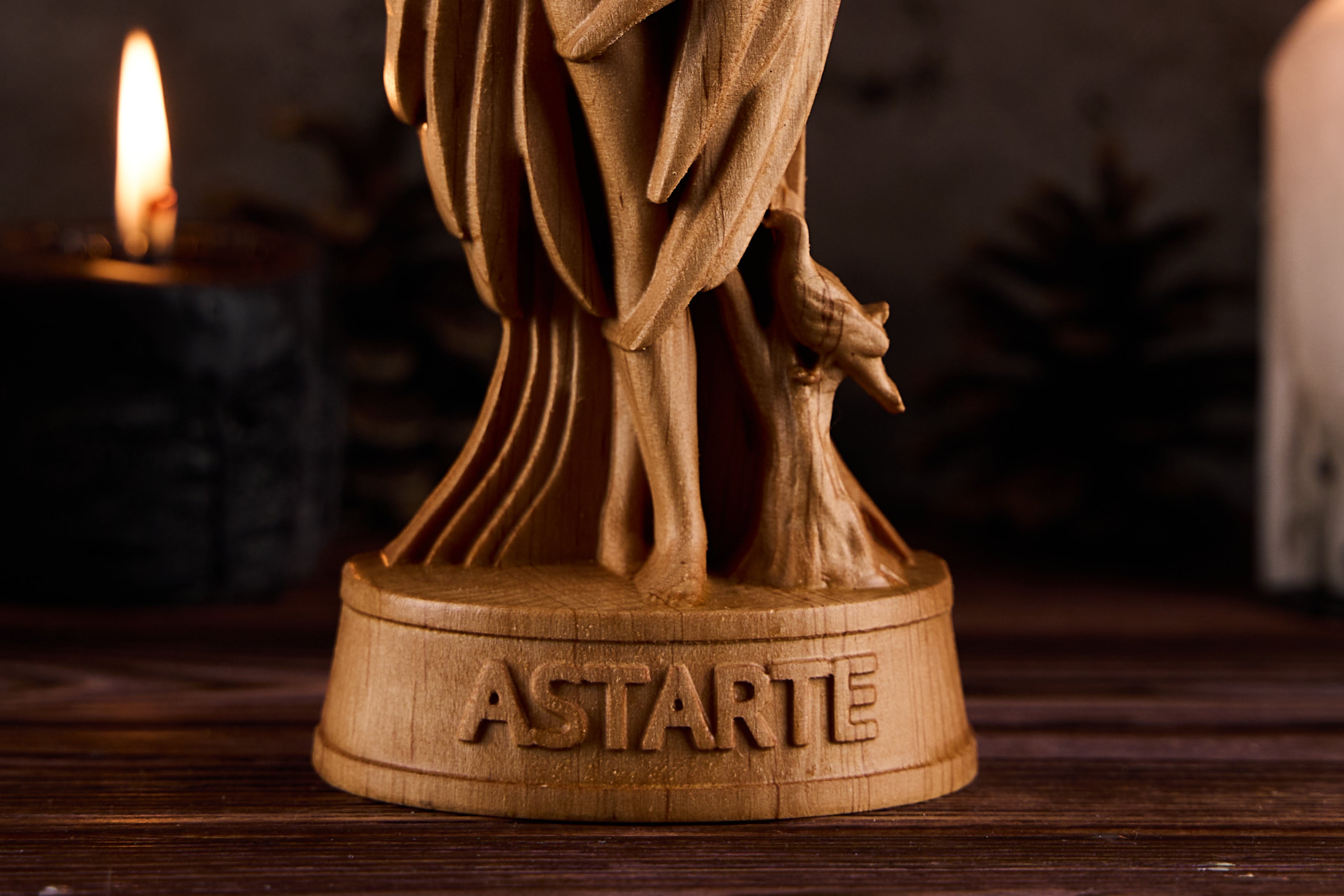 Oak Astarte Wicca statue